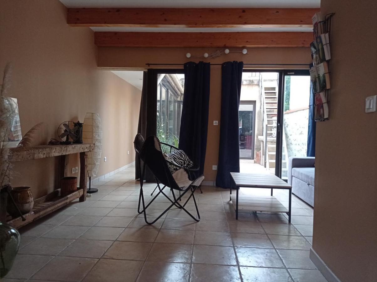 Maison De Charme Avec Patio Et Terrasse De Toit Estagel Exteriér fotografie